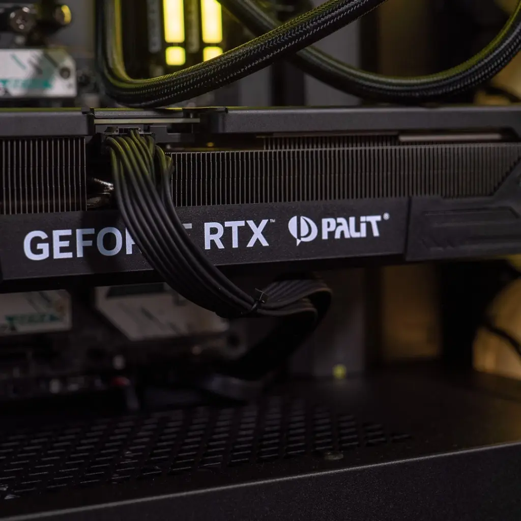 PC Phanter GEFORCE RTX® 4070 Ti SUPER