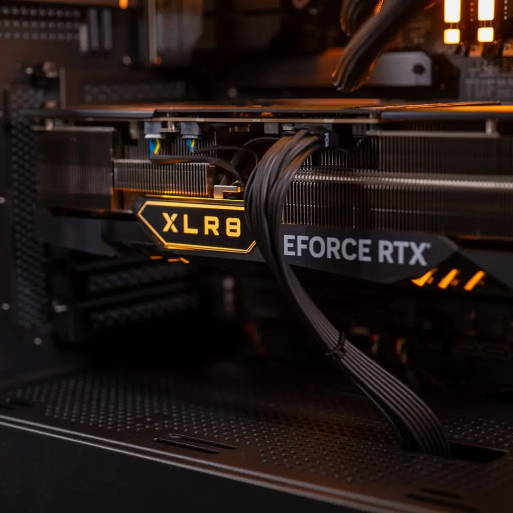 PC Chronos GEFORCE RTX® 4080 SUPER