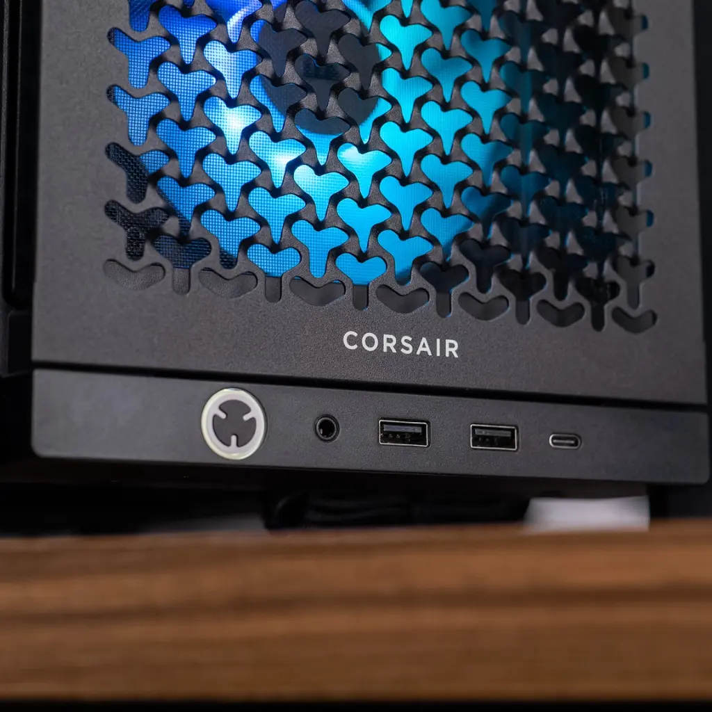 PC Solana GEFORCE RTX™ 5080 - iCUE Certified