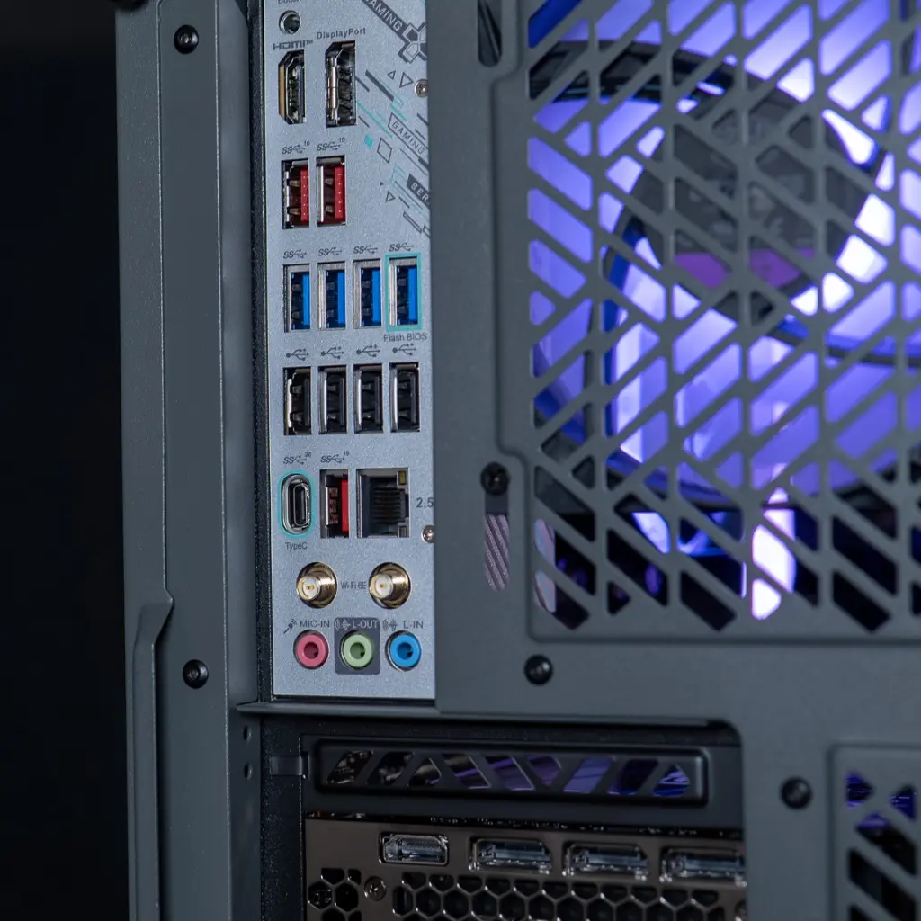 PC Atmos GEFORCE RTX™ 5070 Ti - Powered by Cooler Master