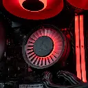 Gros plan sur le système de refroidissement du PC gamer Rift RX 9060 XT : waterblock Arctic Liquid Freezer III avec éclairage ARGB rouge et logo Arctic au centre