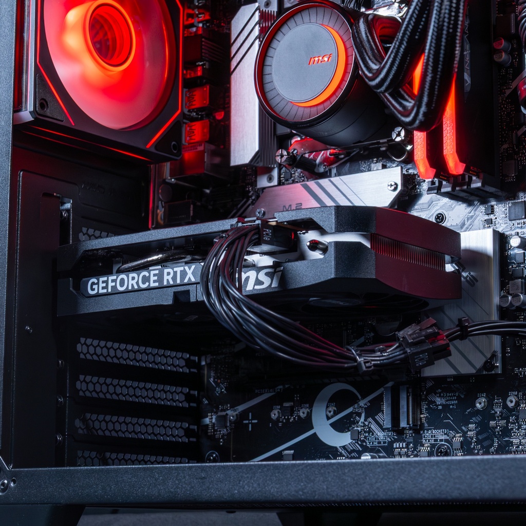 Starter Pack: PC BANGER RTX 5060 + AOC 24" / 180Hz / FHD / IPS / Flat