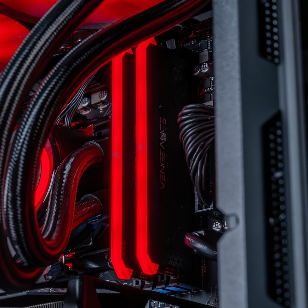 PC Savannah RTX™ 5060 Ti 8GB 