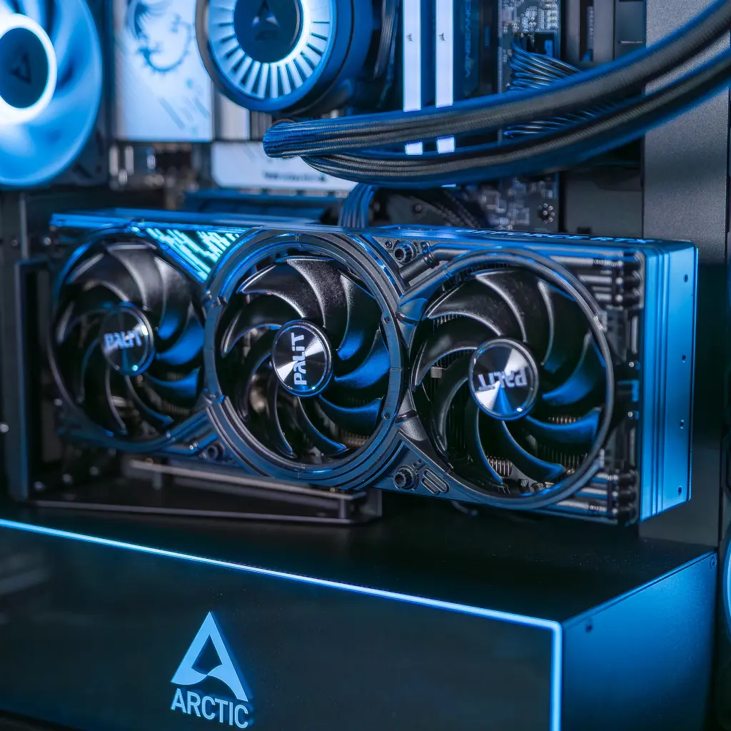 PC Arctic GEFORCE RTX™ 5080