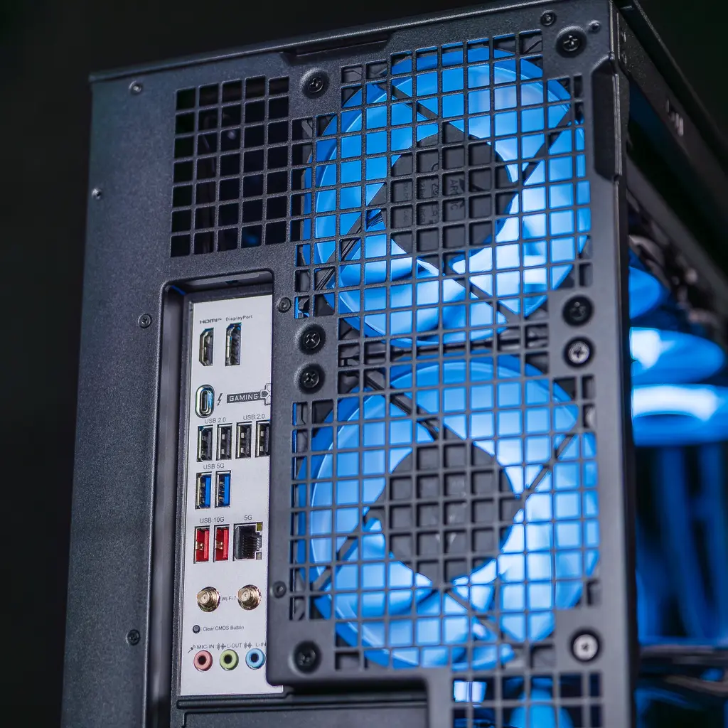 PC Arctic GEFORCE RTX™ 5080
