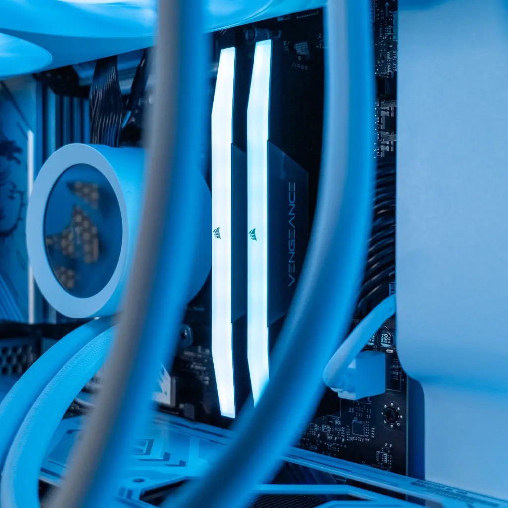 PC Frost by NZXT Radeon™ RX 9070 XT