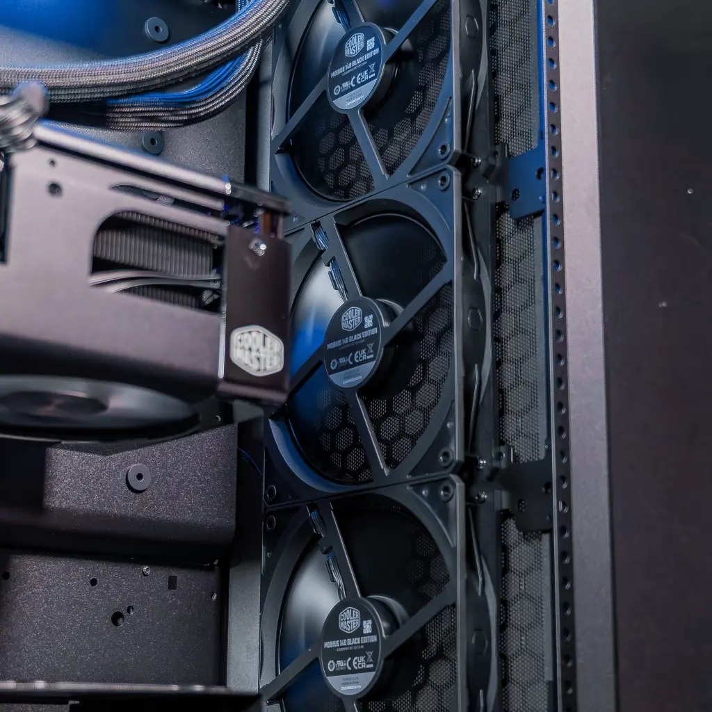 PC Intel Wizard GEFORCE RTX™ 5080 - Powered by Cooler Master