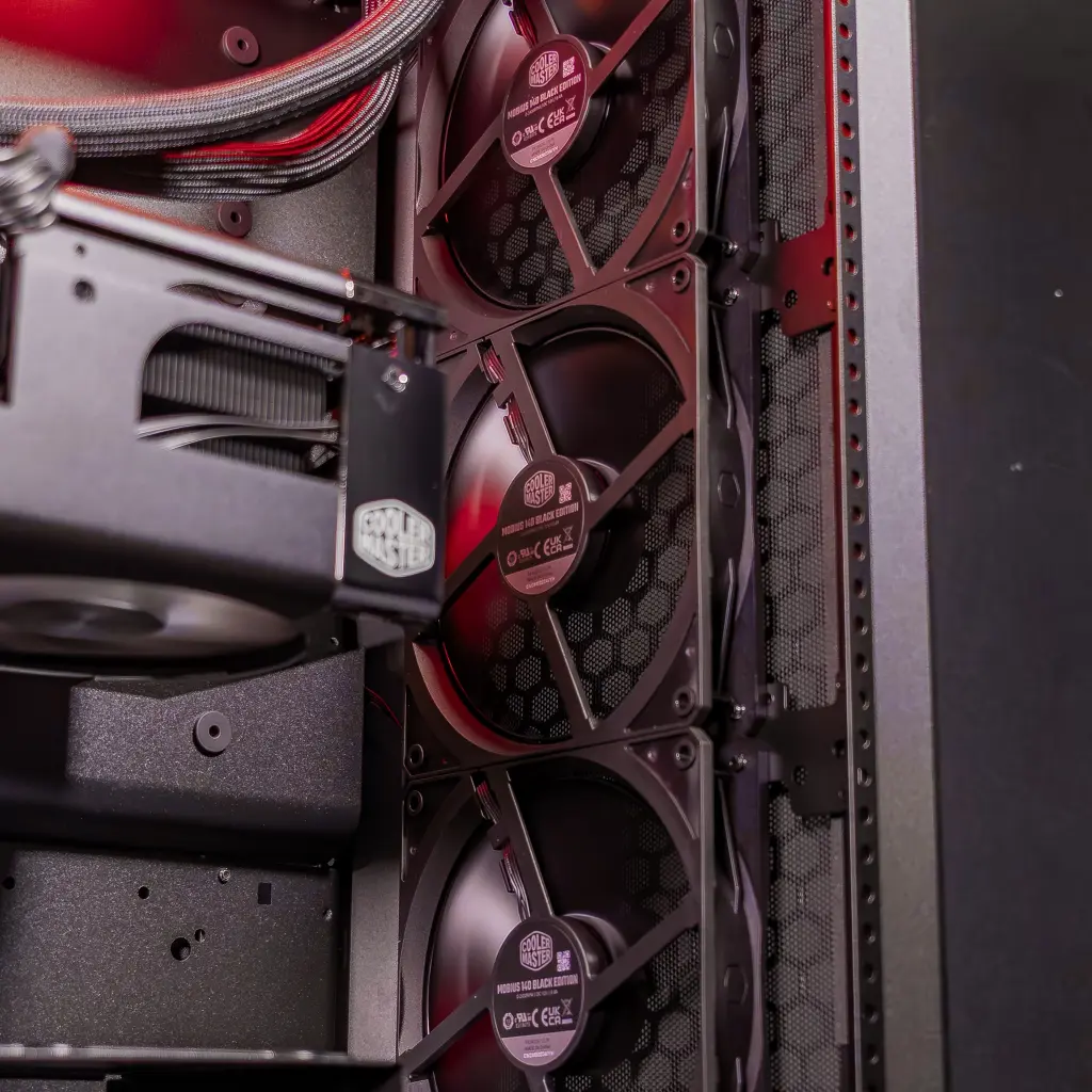 PC Intel Wizard GEFORCE RTX™ 5080 - Powered by Cooler Master