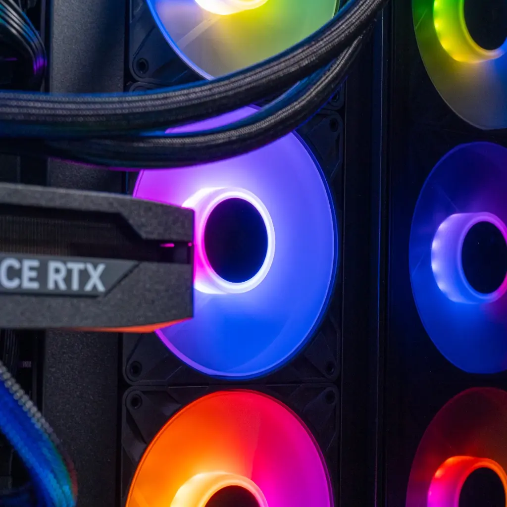 PC Arctic GEFORCE RTX™ 5080