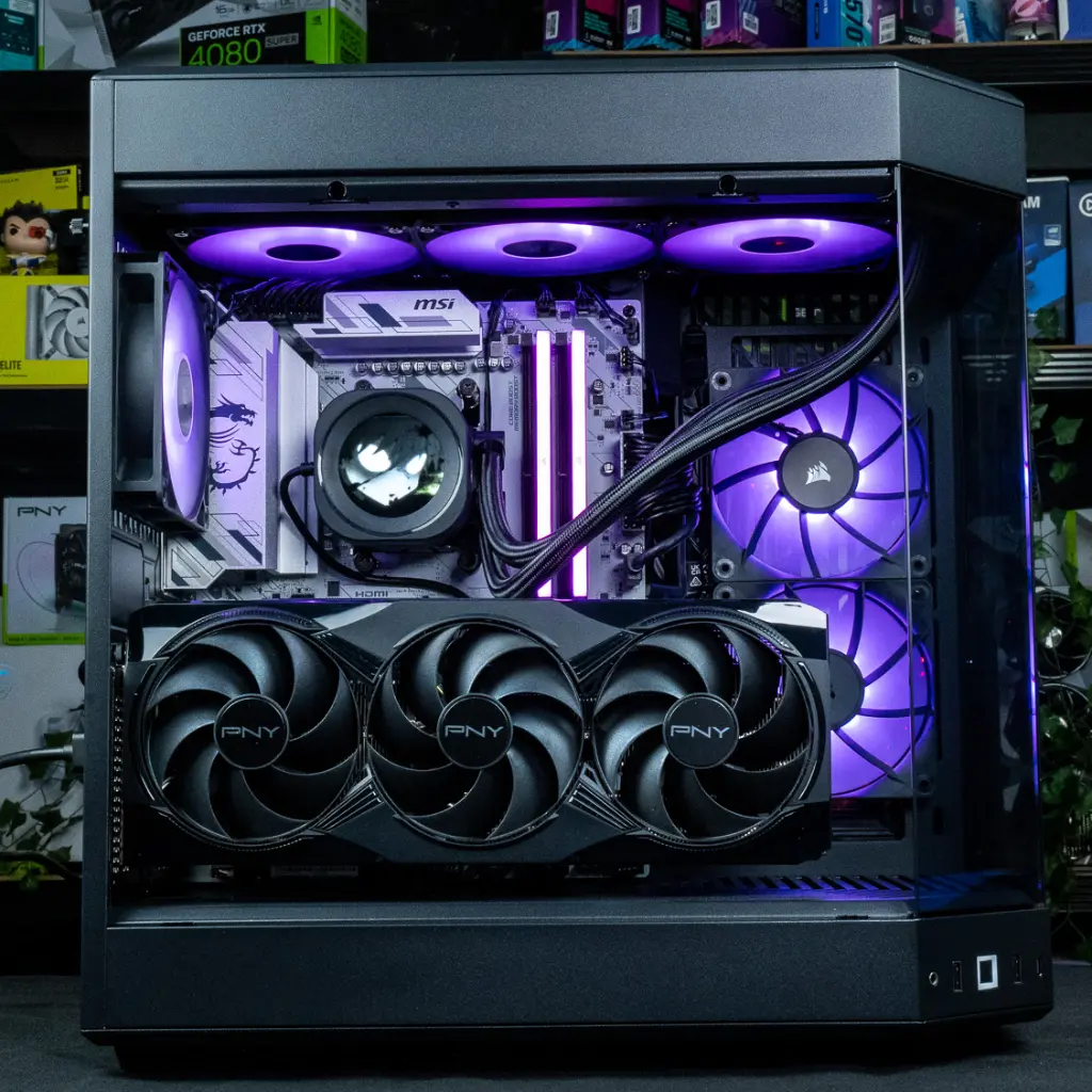 Vue intérieure RGB violet avec carte graphique GeForce RTX et watercooling dans PC gamer Orion GeForce RTX™ 5080 noir configuration gaming 4K