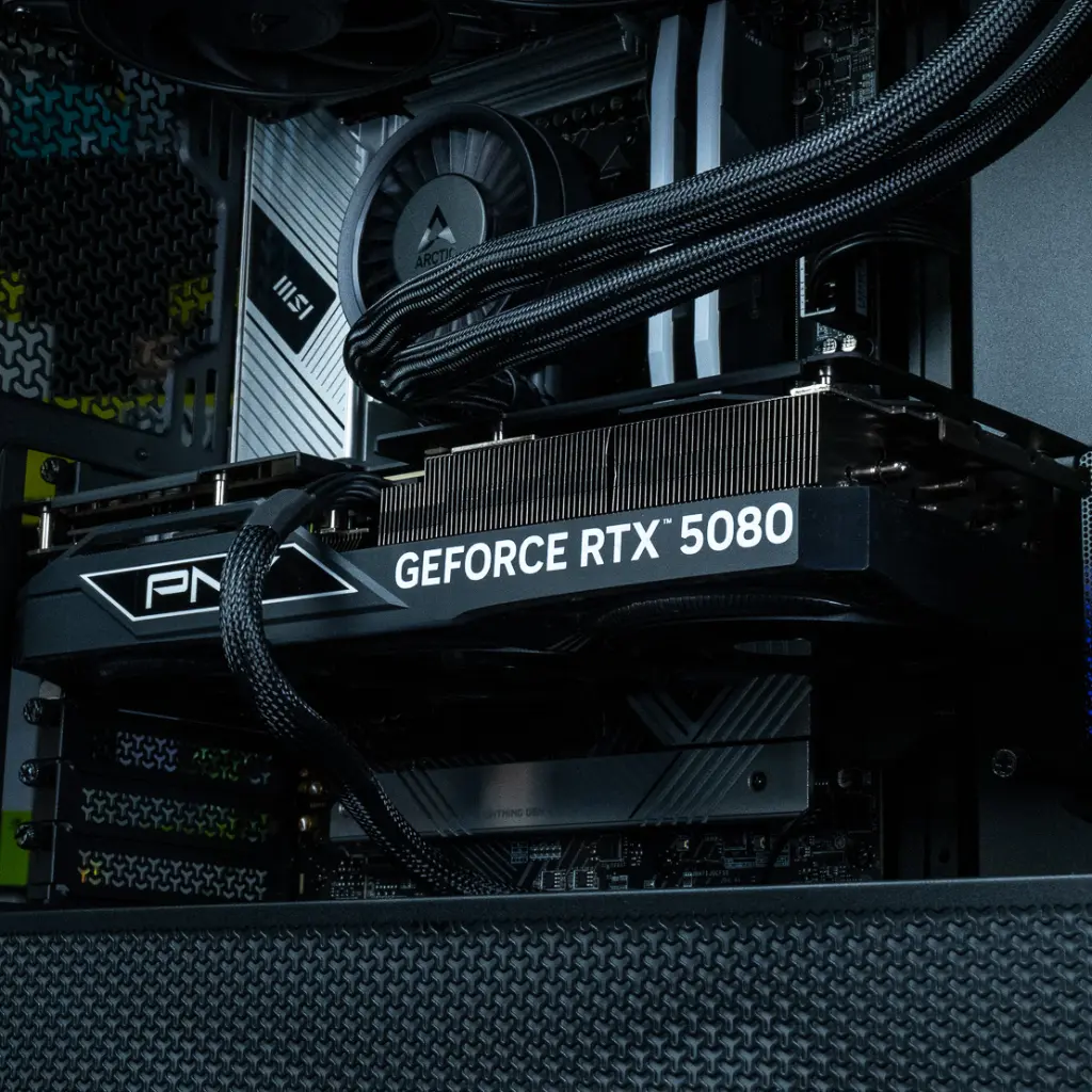 PC Solana GEFORCE RTX™ 5080