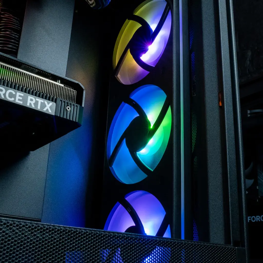 PC Solana GEFORCE RTX™ 5080