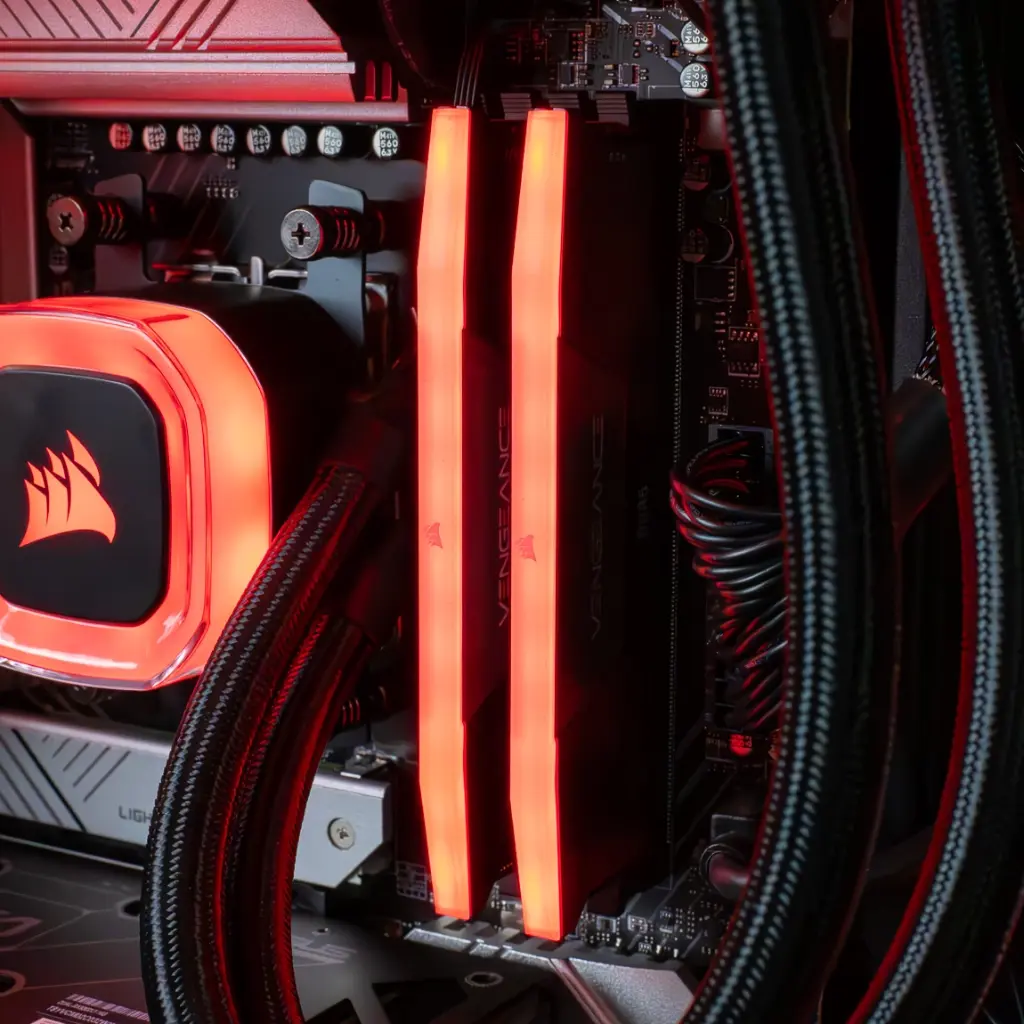 PC Corsair GEFORCE RTX™ 5070 Ti - iCUE Certified