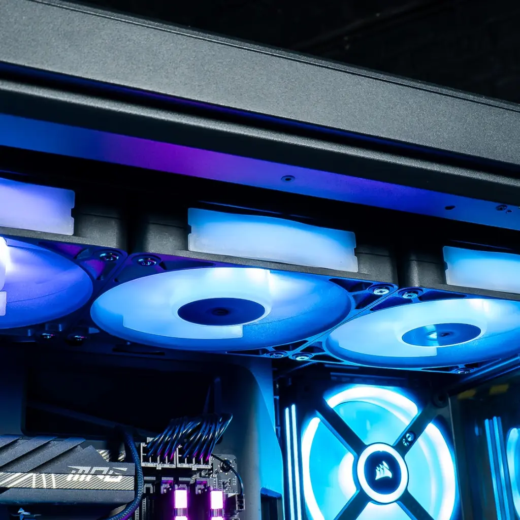 PC Touch Ultimate GEFORCE RTX™ 5090