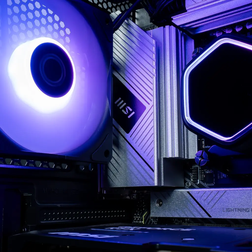 PC Fuego GEFORCE RTX™ 5070 