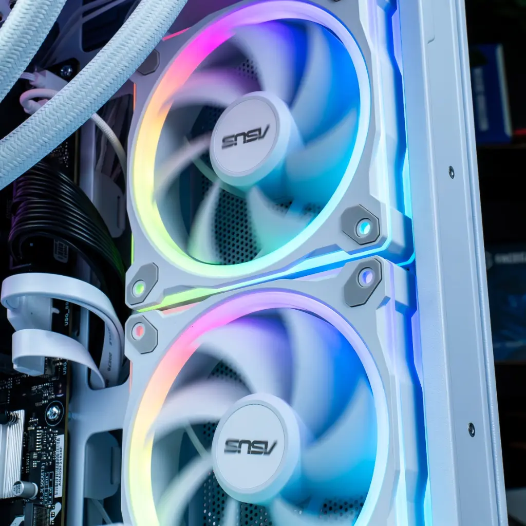 PC Lua Radeon™ RX 9060 XT - Powered By ASUS