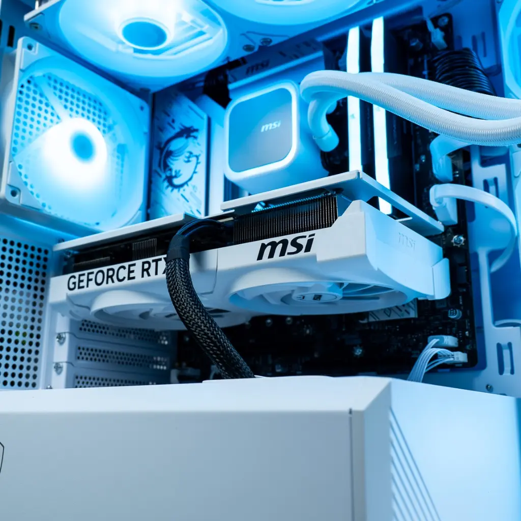 PC Siberia GEFORCE RTX™ 5070 - Limited Edition