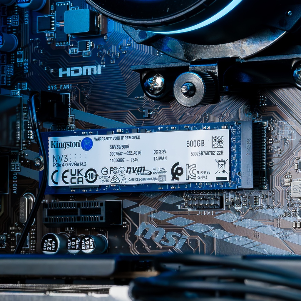 PC Nightwing Radeon™ RX 9060