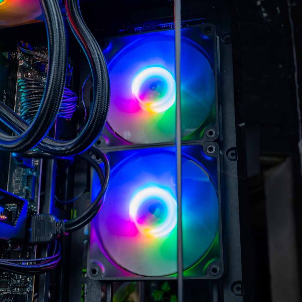 PC Cougar V GEFORCE RTX™ 5060 Ti