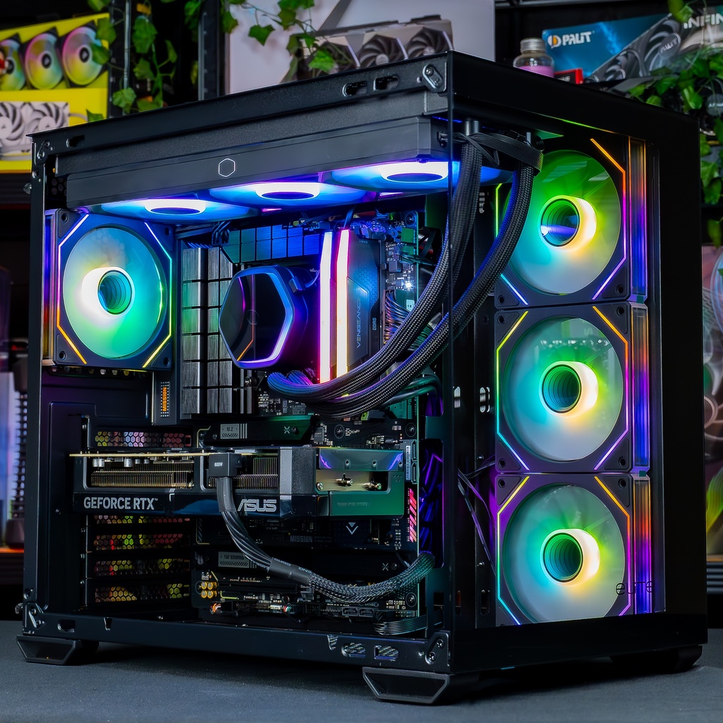 PC Water by Cooler Master GeForce RTX™ 5070