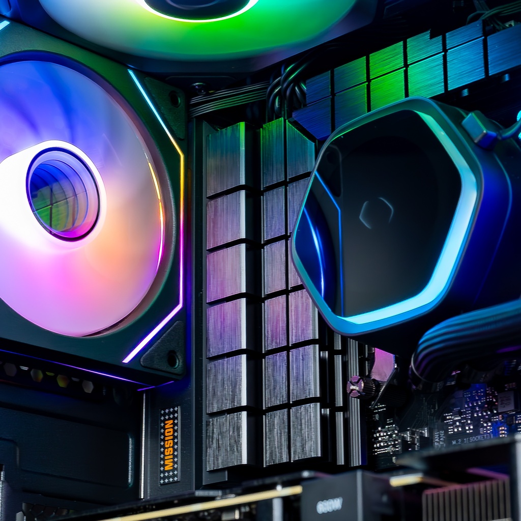 PC Water by Cooler Master GeForce RTX™ 5070